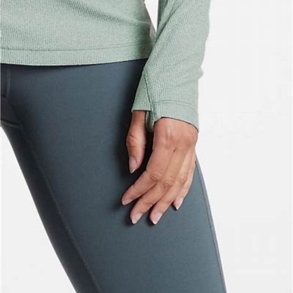 NWT Athleta Uptempo Ribbed Henley Top XS Minimalistic Grey - Picture 6 of 15